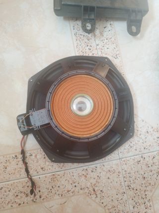 Bmw e65 subwoofer Hi-Fi 