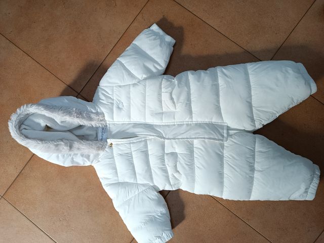 buzo acolchado e impermeable 3 meses