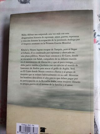 LAS HUELLAS EN EL DESIERTO