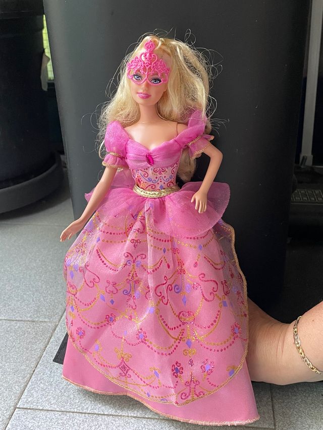 Barbie y las tres Corinne de segunda mano por 15 EUR