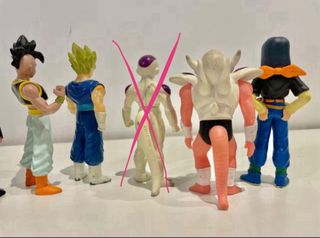 Lote de 4 figuras de Dragon ball + lote pequeñas