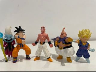 Lote de 4 figuras de Dragon ball + lote pequeñas