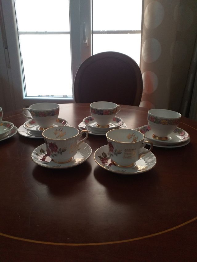 Juego golden wedding anniversary