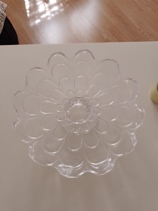 Elegante frutero de cristal