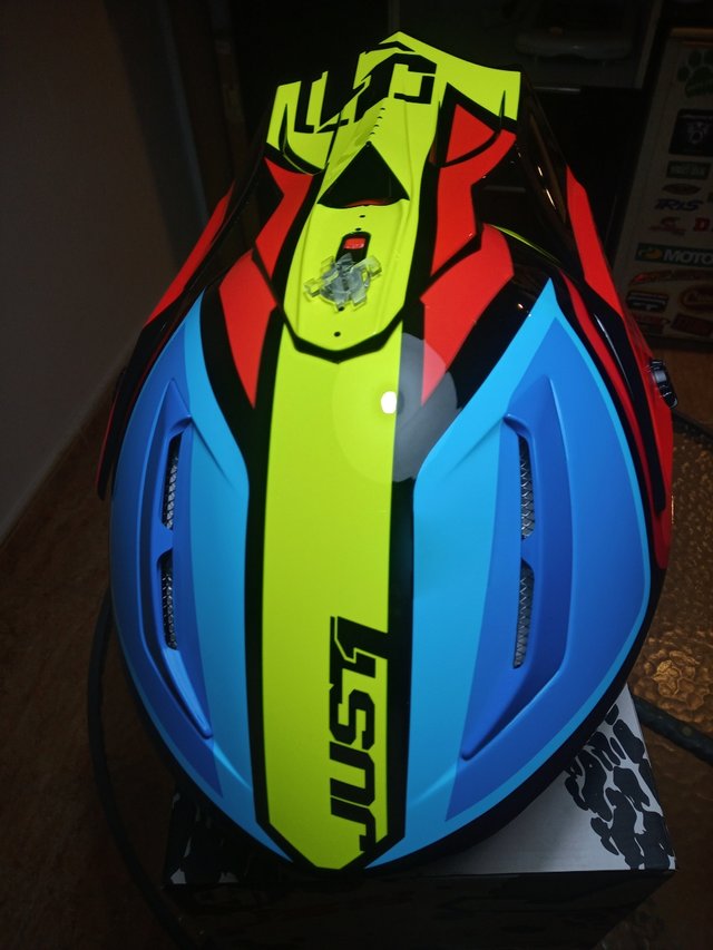 casco just1 blade j38. T. L