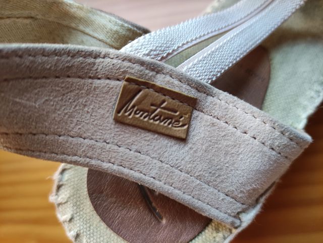 Alpargatas cuña con lentejuelas talla 40 - Montañé