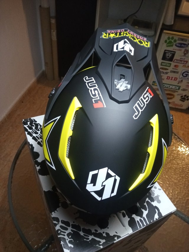 casco Just1 j38 Rockstar