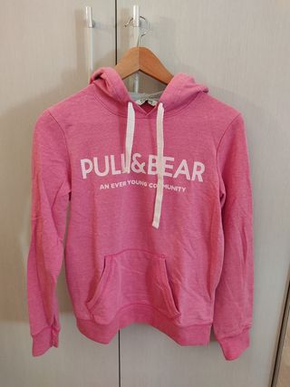 Sudadera rosa Pull and Bear 