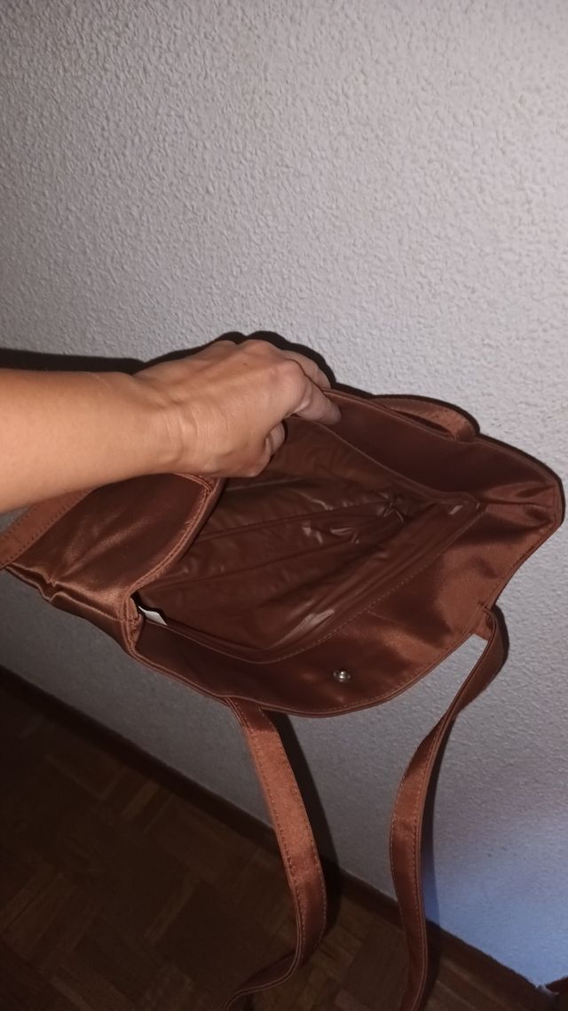 Bolsos varios nuevos sin estrenar