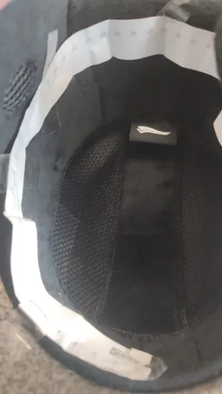 casco y gafas de esqui y snowboard infantil