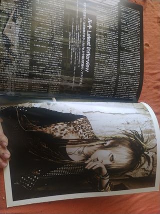 REVISTA JAPONESA  SHOXX THE GAZETTE