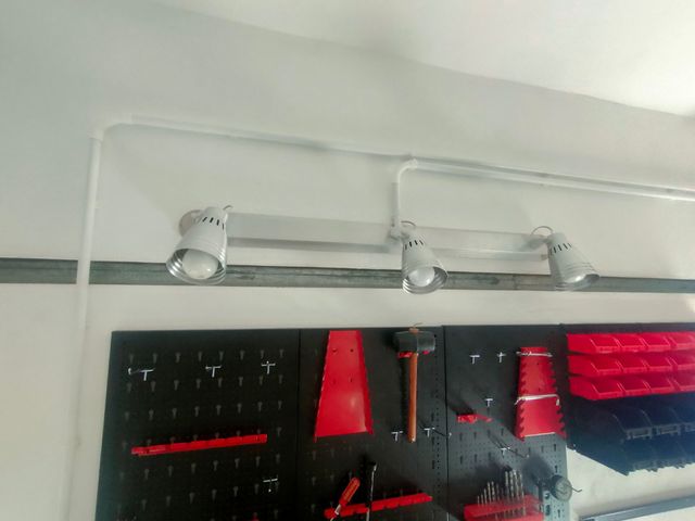 Lampara plafón focos de metal