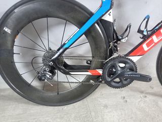 Bicicleta triatlon Cube 