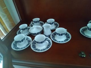 JUEGO DE TAZAS Y PLATOS DE CAFE - MARCA BIDASOA