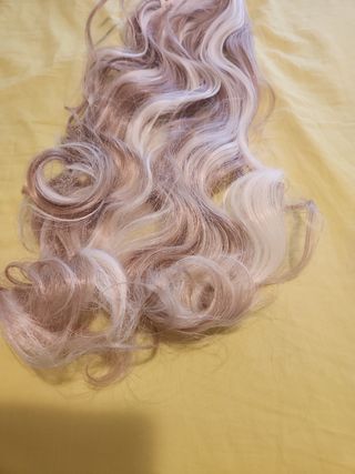 Extensiones rubias onduladas de pinza