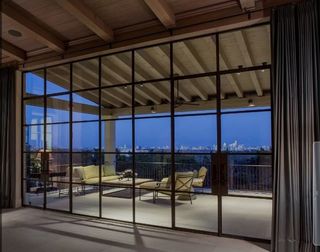 ,soldador , carpintero mecánico,cerrajero ,