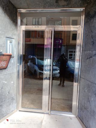 ,soldador , carpintero mecánico,cerrajero ,