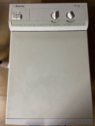 centrifugadora New pol, estufa, horno y 2 lavadora