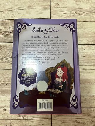 Libro Leila Blue "El hechizo de la primera bruja"