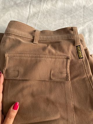 Pantalones caballero pana de Armani