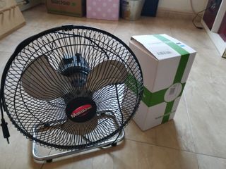 televisor 19 LG ,ventilador y aire acondicportátil