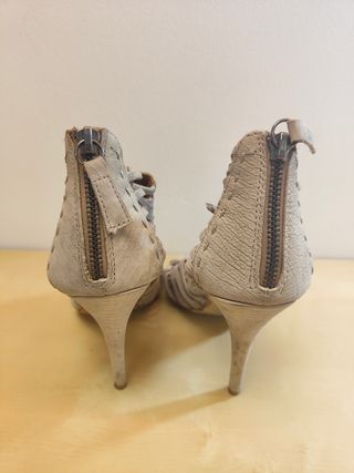 Sandalias trenzadas Zara