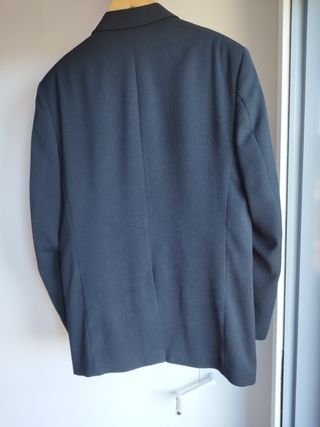 Traje negro de hombre talla M/ 48