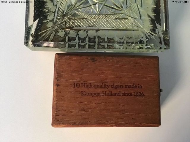 Oferta!!!! Cenicero y cigarrera antiguos.