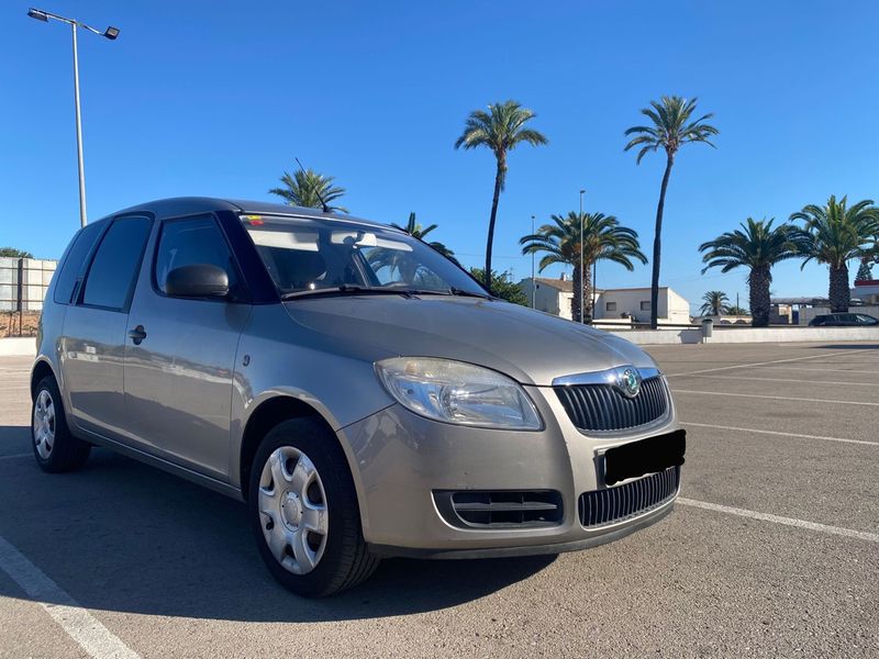 Skoda Roomster 2007 - foto 1