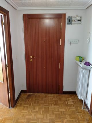 CAMBIA TUS PUERTAS DE CASA