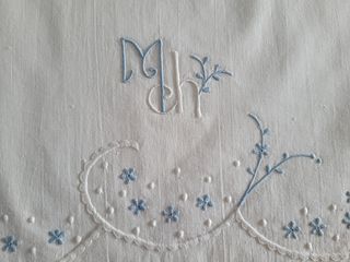 Precioso juego de sabanas bordadas