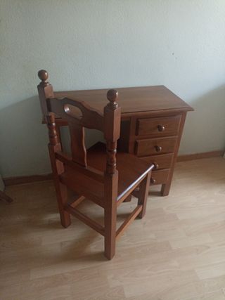 Conjunto provenzal escritorio y silla