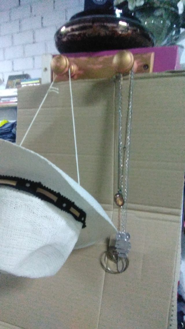 perchero para colgar todo