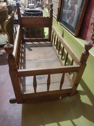 CUNA ANTIGUA