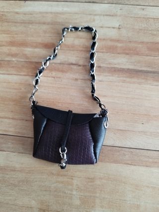 Bolso negro y morado para muñecas 1/6