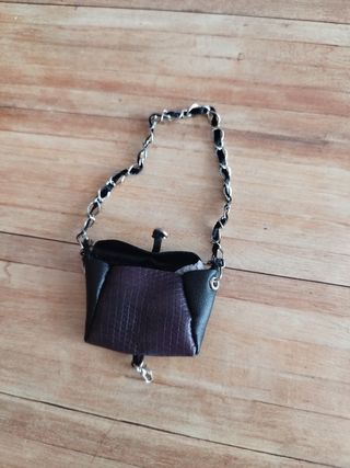 Bolso negro y morado para muñecas 1/6