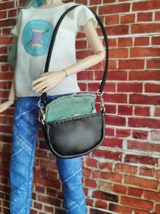 Bolso negro y turquesa para muñecas 1/6