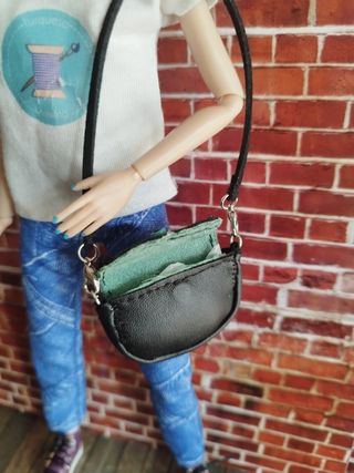 Bolso negro y turquesa para muñecas 1/6