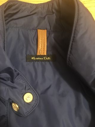 Chubasquero azul Massimo Dutti 