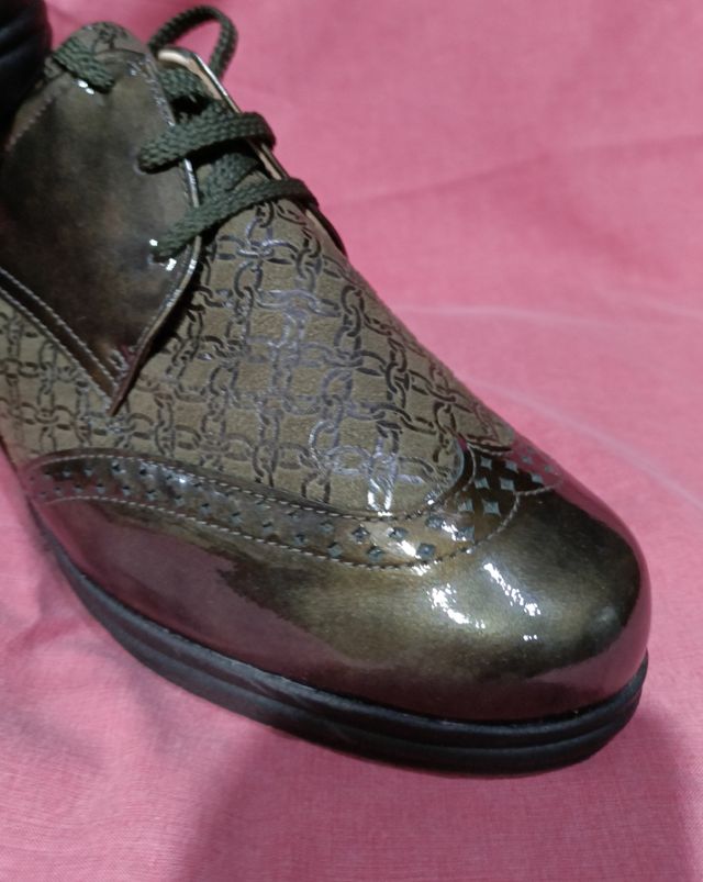 Zapato nuevo a estrenar Terol.