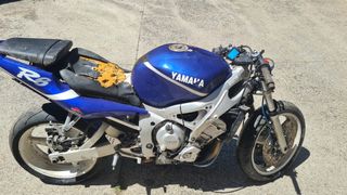 Yamaha R6