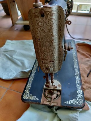 Singer antigua