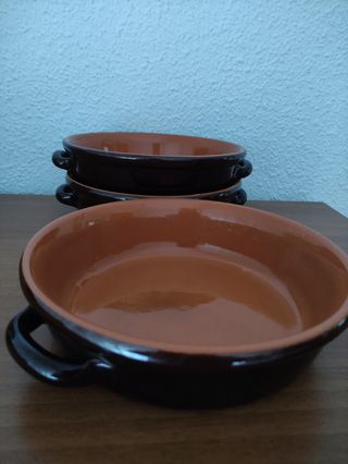 Cazuelas de barro Albisol de calidad , prrecio una