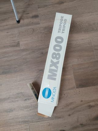 TRÍPODE Minolta MX800