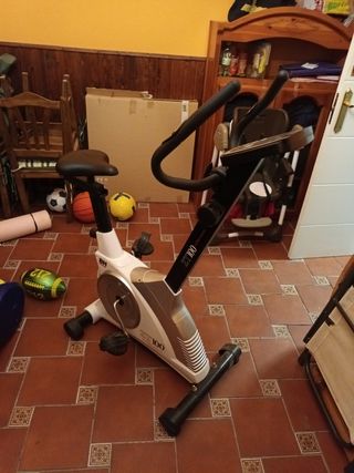 Bicicleta estática BH