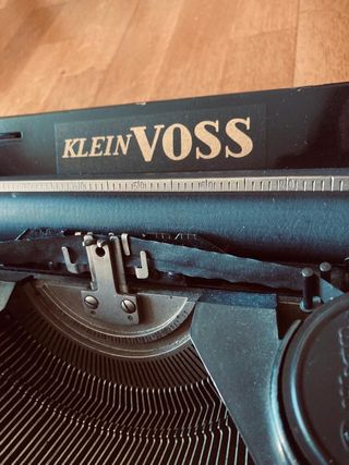 Máquina escribir antigua alemana