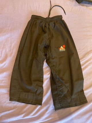 Kimono negro de niño (6-8 años)