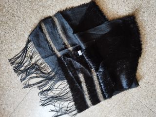 Fular para mujer de color negro y elegante
