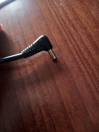 Cargador y batería móvil Alcatel