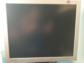 MONITOR SAMSUNG SYNCMASTER 710V